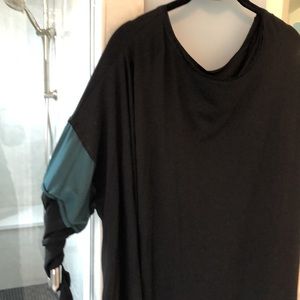 Casual Green and Black Scoop Neck Dolman Sleeve Dress